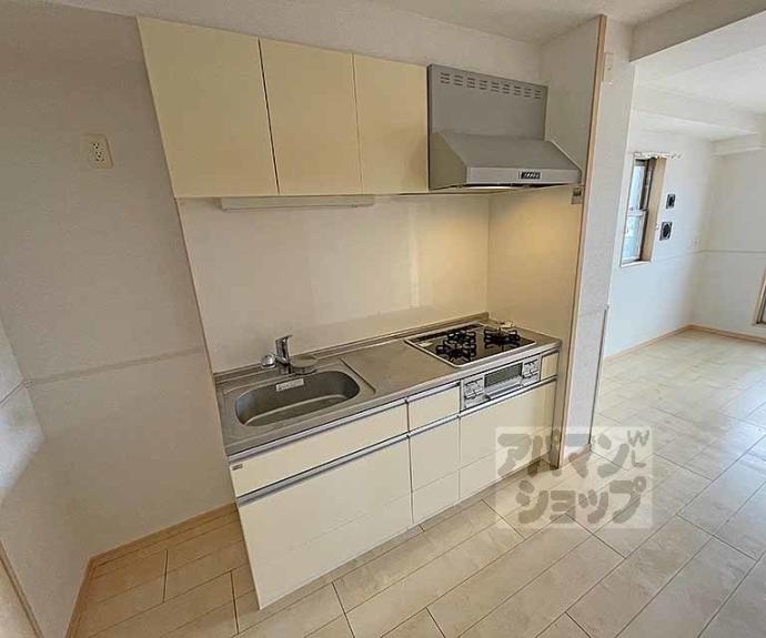 【ハイダウェイ下古城】間取