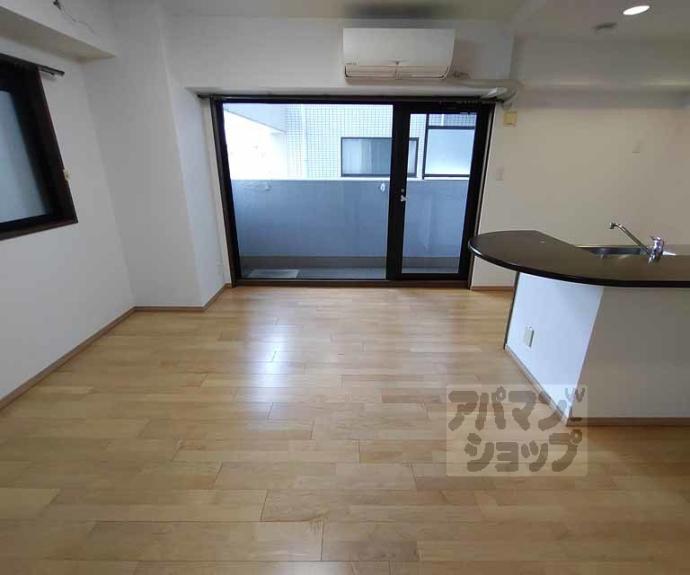 【デ・リード烏丸五条】間取