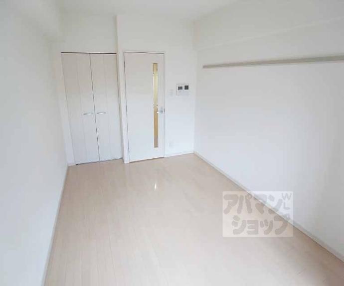 【プレサンス二条城北聚楽】間取