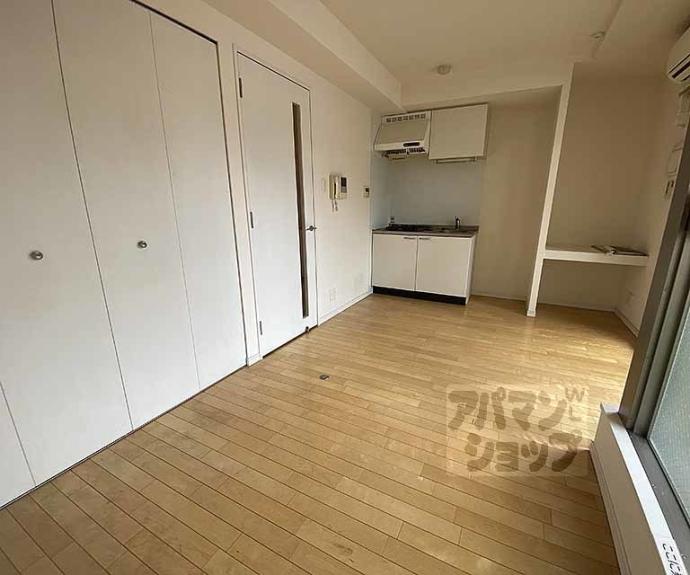 【ベルヴィ富小路】間取