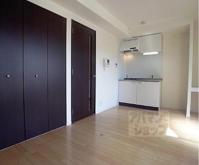 【ベルヴィ富小路】間取