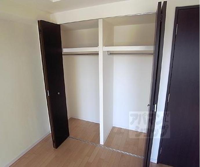 【ベルヴィ富小路】間取