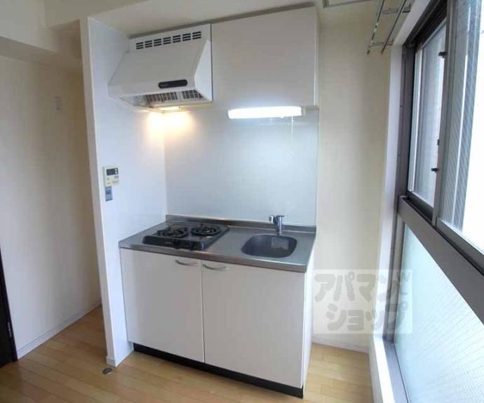 【ベルヴィ富小路】間取