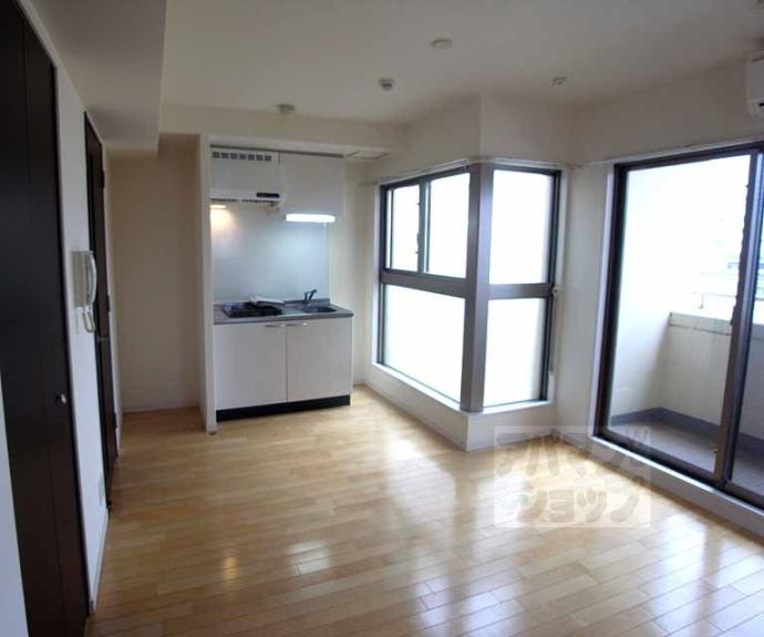 【ベルヴィ富小路】間取