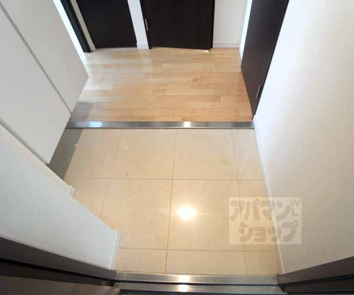 【ベルヴィ富小路】間取