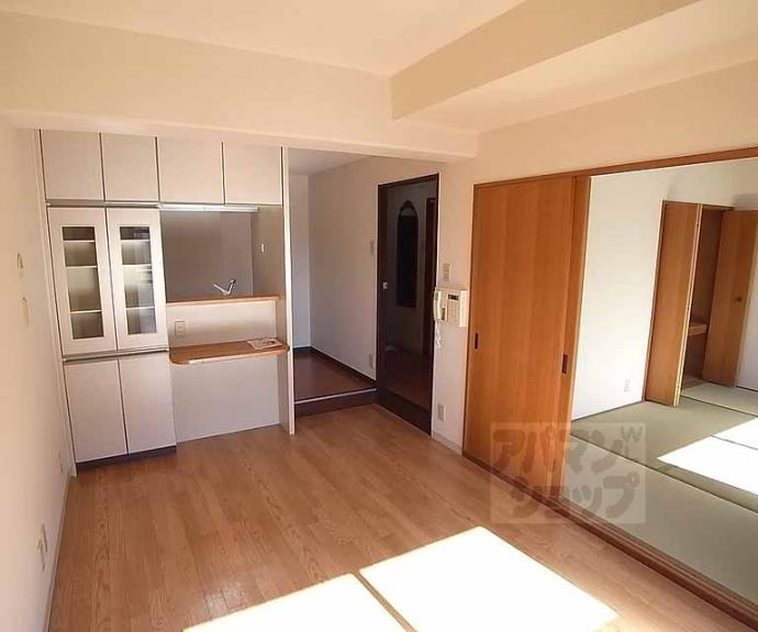 【ラ・レジダンス・ド・四条】間取