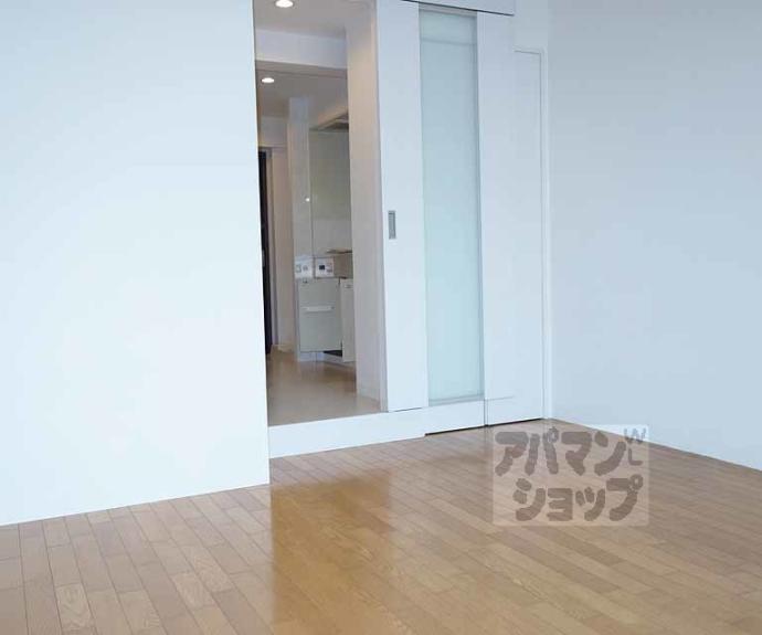 【サンフェスタ東福寺（Ａ・Ｂ棟）】間取