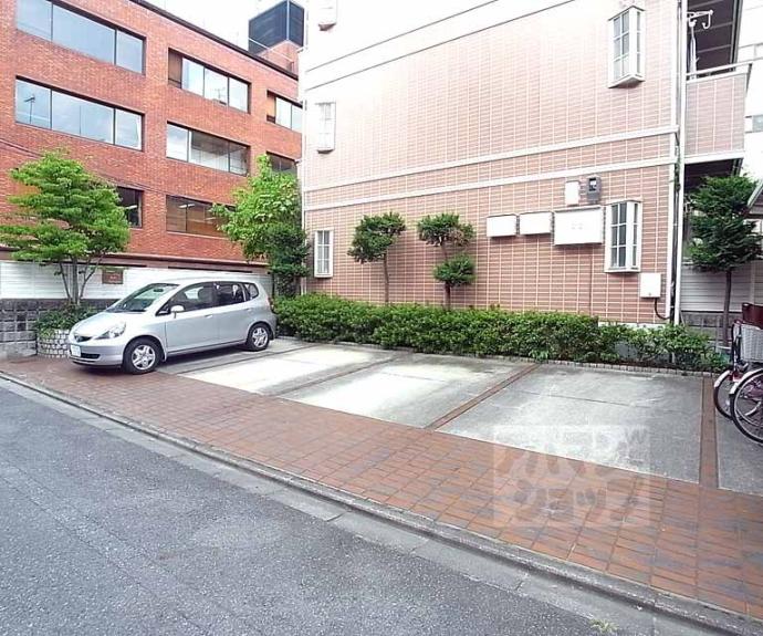 【グレースフル御所】間取