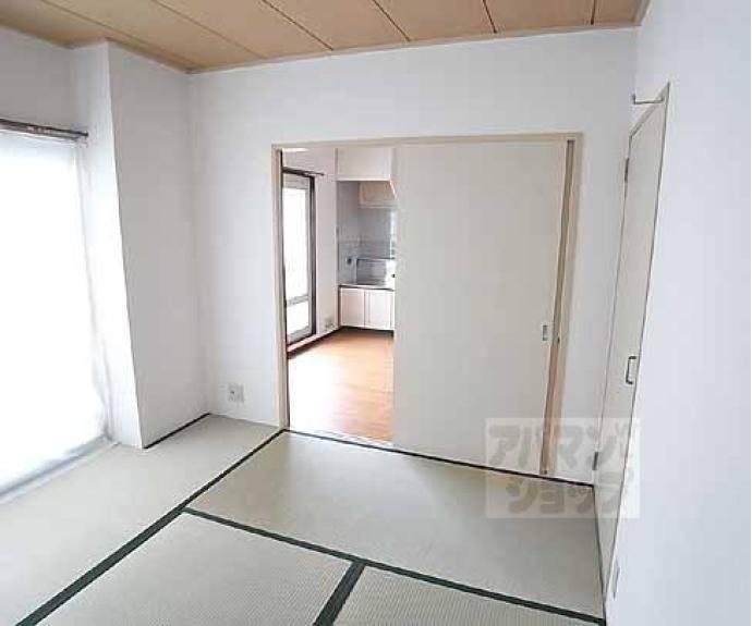 【グレースフル御所】間取