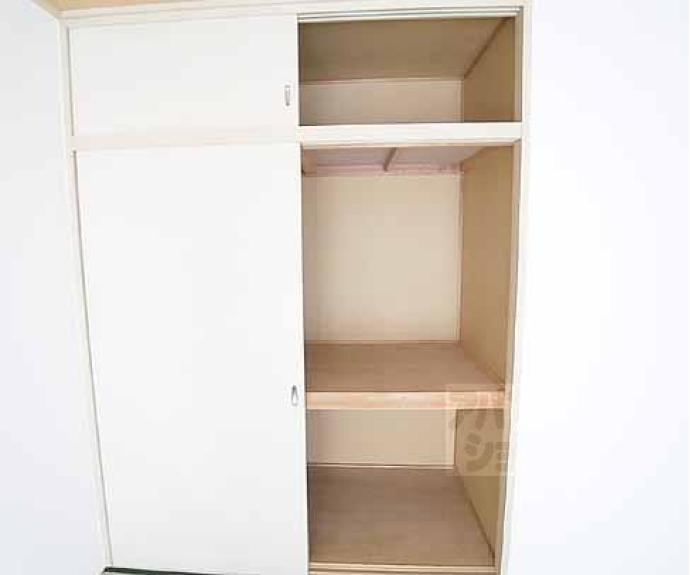 【グレースフル御所】間取