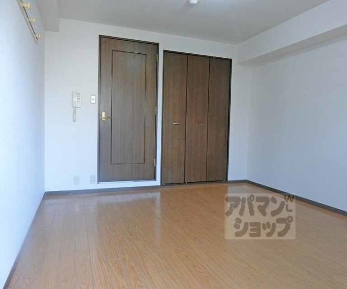 【エリーフラッツ西洞院】間取