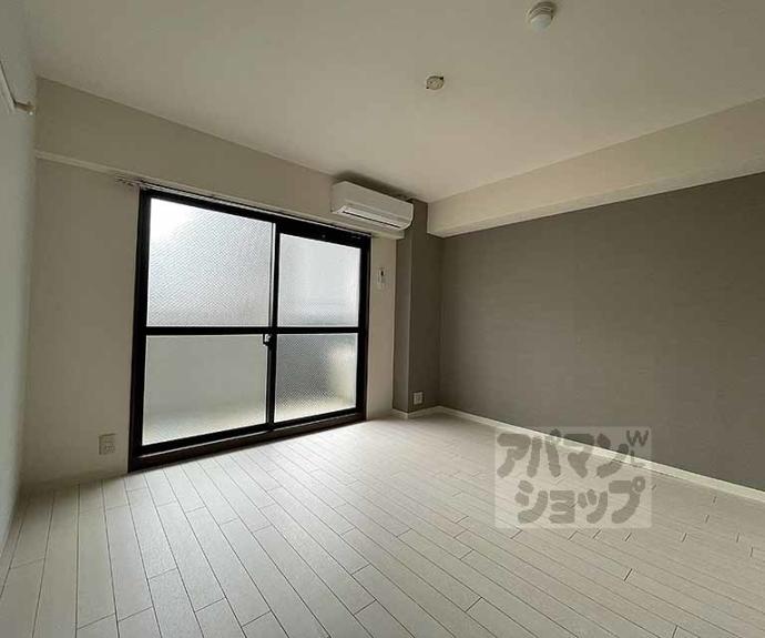 【エリーフラッツ西洞院】間取