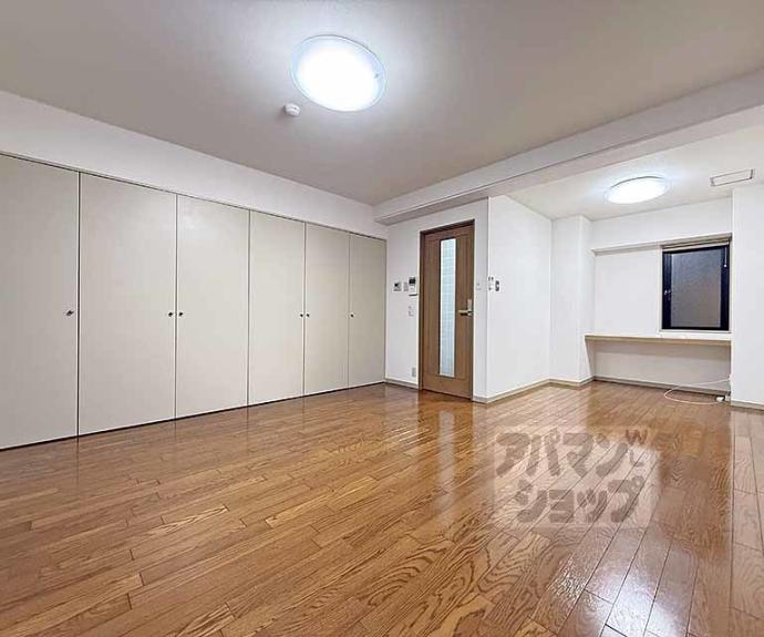 【ランブラス堀川】間取