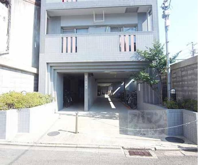 【コスモフォーラム四条】間取