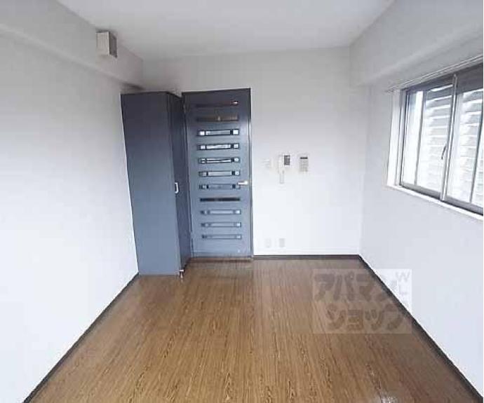 【コスモフォーラム四条】間取