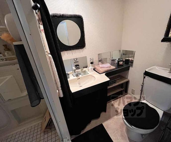 【コスモフォーラム四条】間取