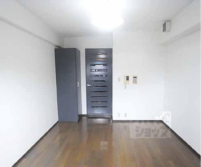 【コスモフォーラム四条】間取