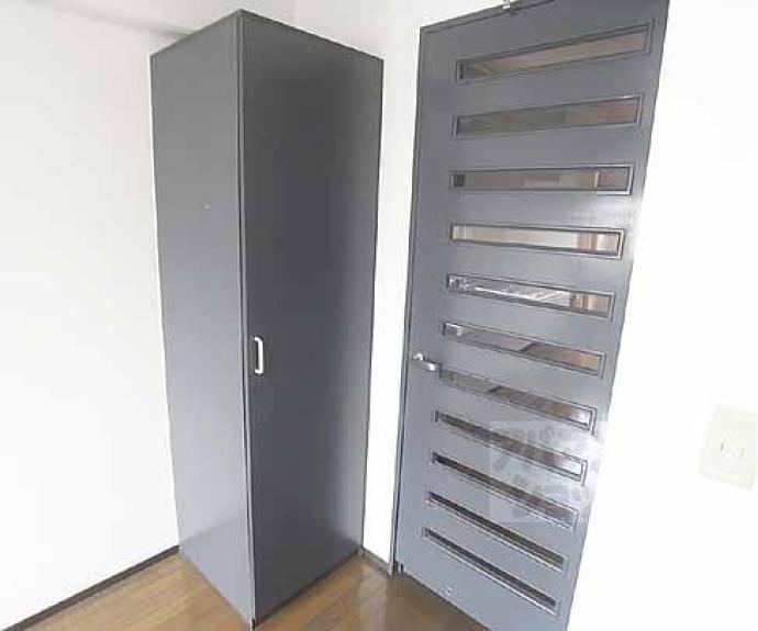 【コスモフォーラム四条】間取