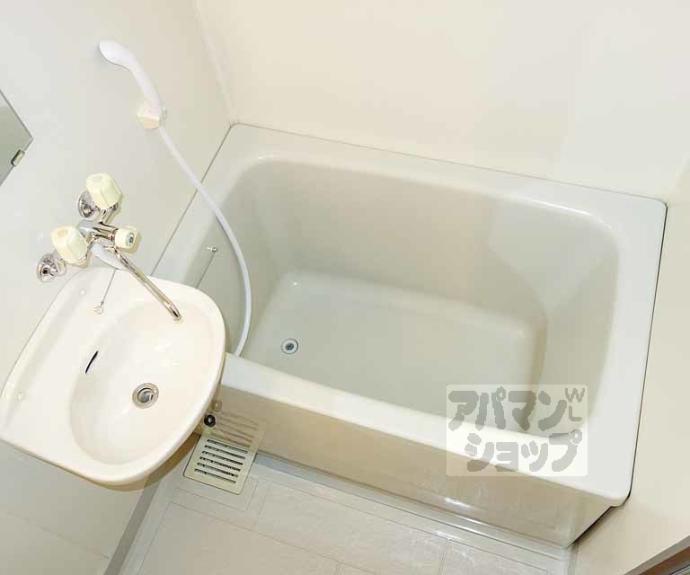 【大晋メゾネ四条大宮】間取