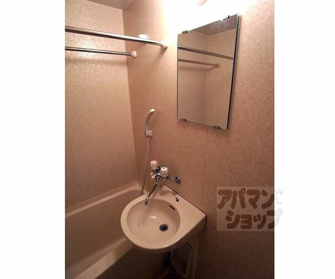 【ラビーム河原町】間取