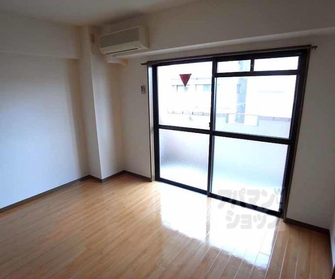 【ラビーム河原町】間取