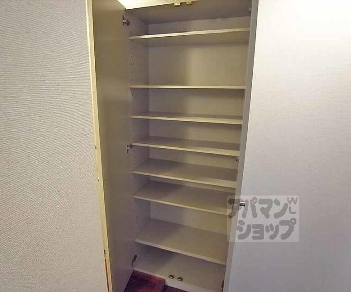 【パインフィールド御池】間取