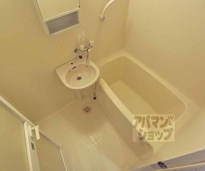 【パインフィールド御池】間取