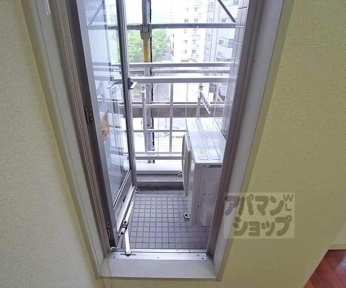 【パインフィールド御池】間取