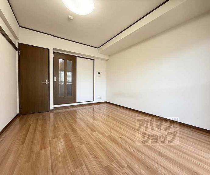 【ラフィーネ四条堀川】間取