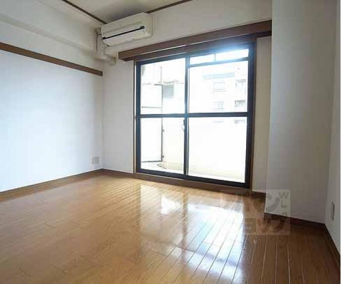 【ラフィーネ四条堀川】間取