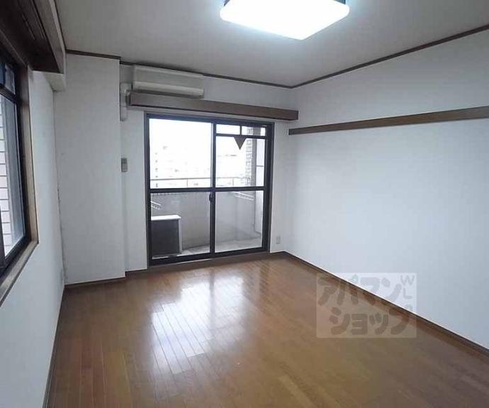 【ラフィーネ四条堀川】間取