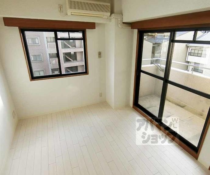 【ラフィーネ四条堀川】間取