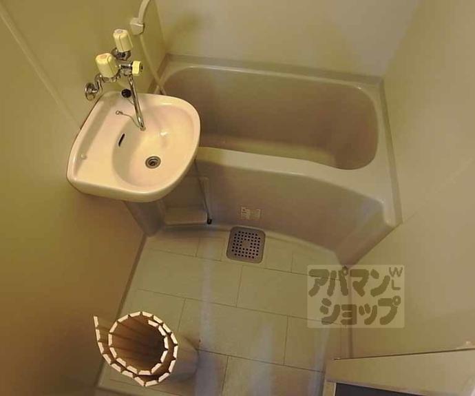 【エステムコート京都烏丸】間取