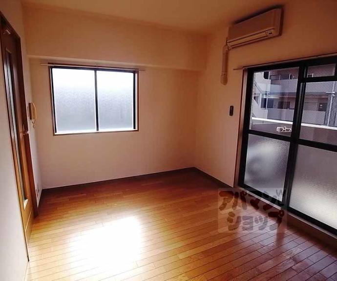 【エステムコート京都烏丸】間取