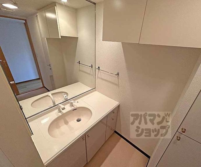 【六角高倉パーク・ホームズ】間取