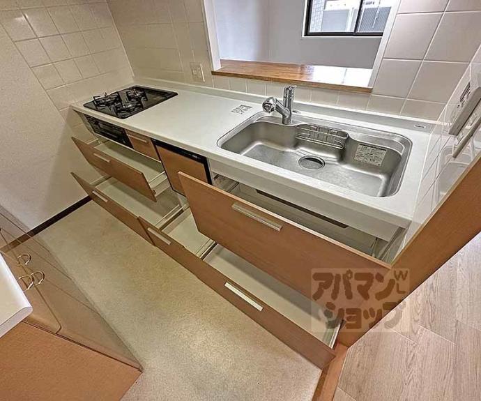 【六角高倉パーク・ホームズ】間取