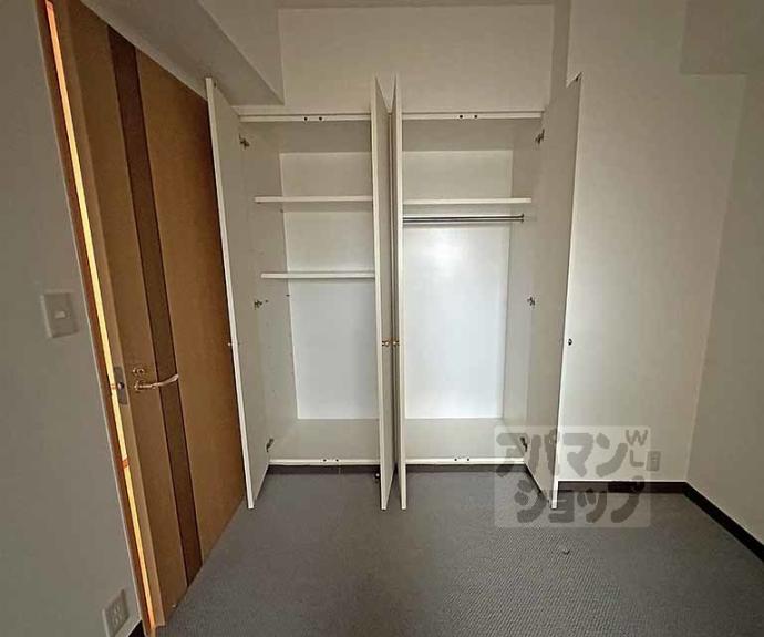 【六角高倉パーク・ホームズ】間取