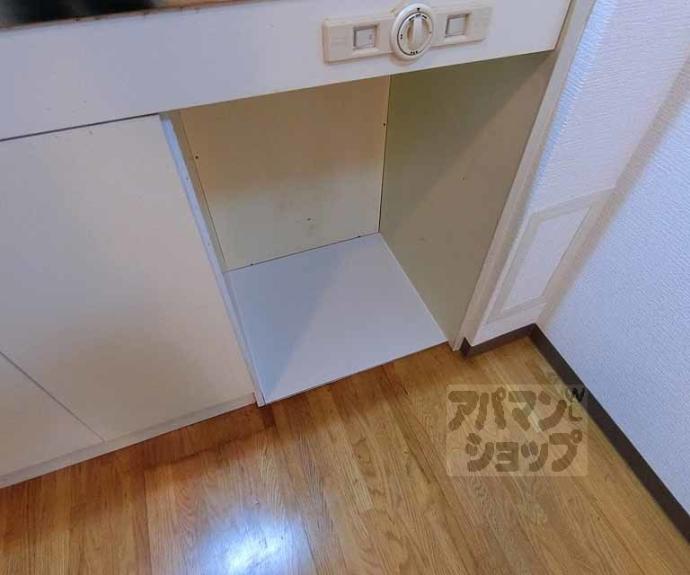 【アブレスト四条大宮】間取