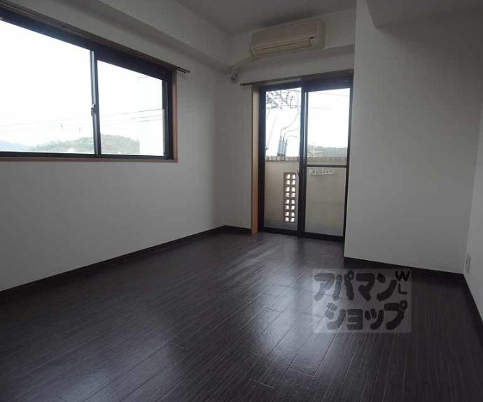 【アルティスタ丸太町】間取