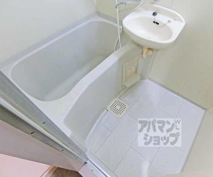 【高辻ロイヤルフラッツ】間取