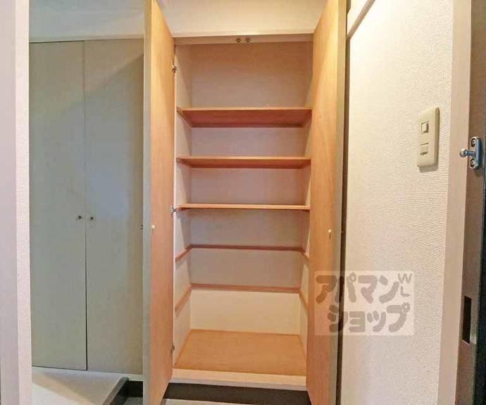 【高辻ロイヤルフラッツ】間取