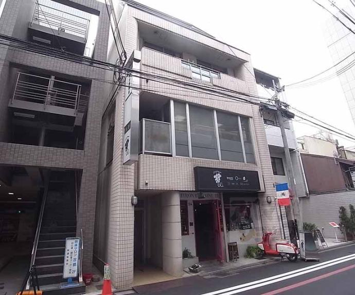 【コリス・アルタス】