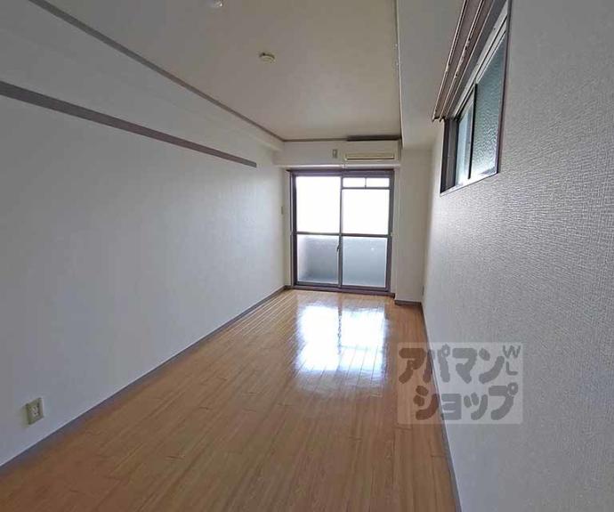 【ジェイ・プライド四条烏丸】間取