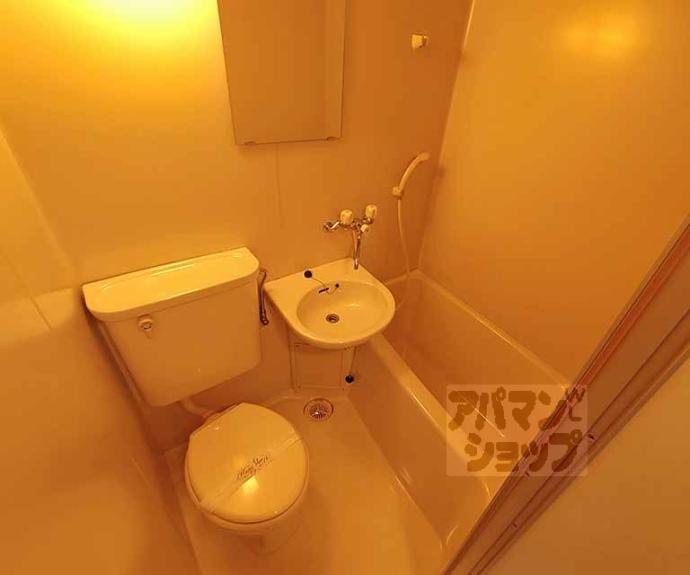 【ジェイ・プライド四条烏丸】間取