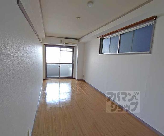 【ジェイ・プライド四条烏丸】間取