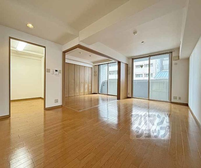 【メゾン油小路】間取