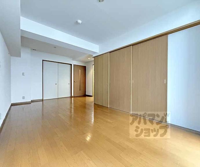 【メゾン油小路】間取