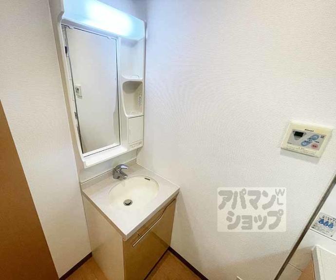 【エステムコート御所南Ⅱ】間取