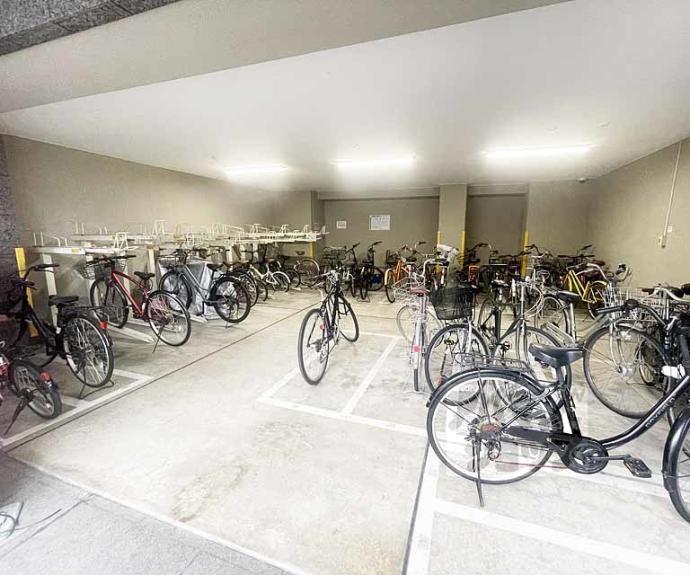 【エステムコート御所南Ⅱ】間取