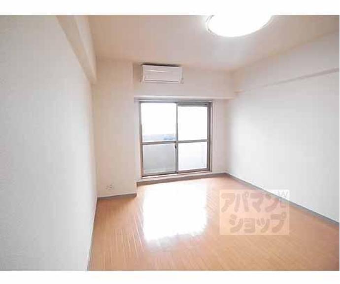 【エステムコート御所南Ⅱ】間取